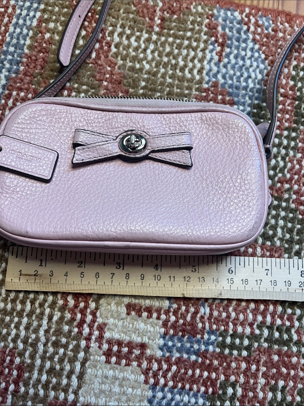 Coach Turnlock Bow Leather Crossbody Pouch Bag Pink Pebble Leather Double Zip - Picture 12 of 13